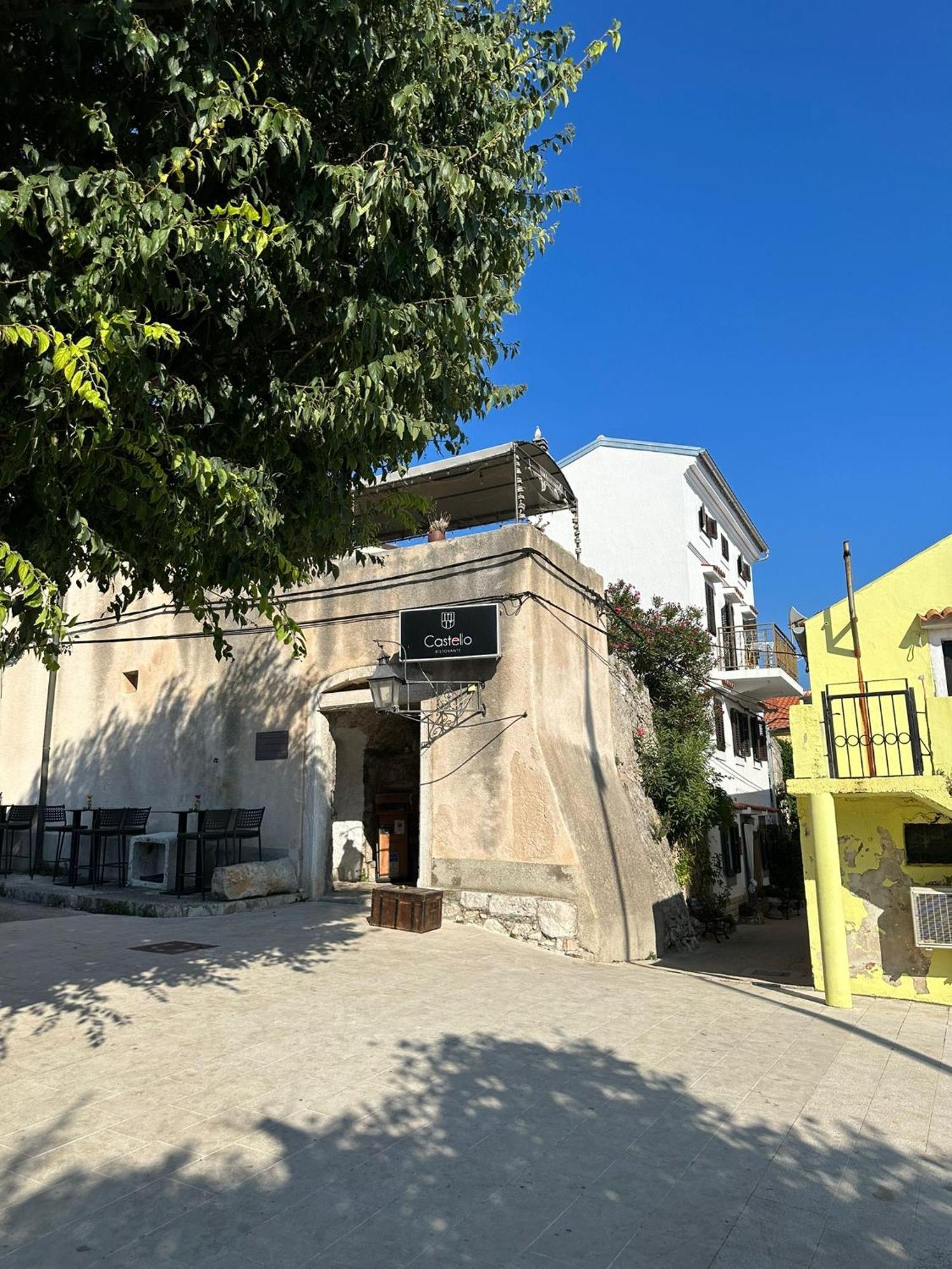 Torre Del Mar 1924 - Rooms Martinscica (Cres) Exterior foto